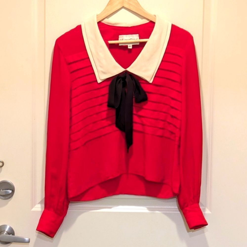 Gorgeous 80s Bill Geoffreys Double Pan Collar Pleated Blouse with Black Bow
